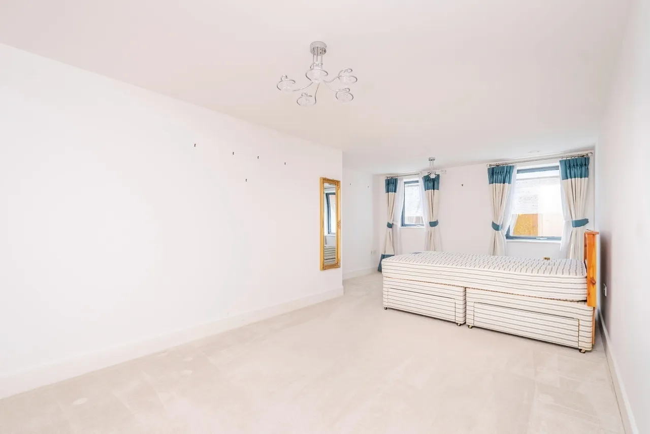 St. Margarets Way, Midhurst, GU29, photo 13