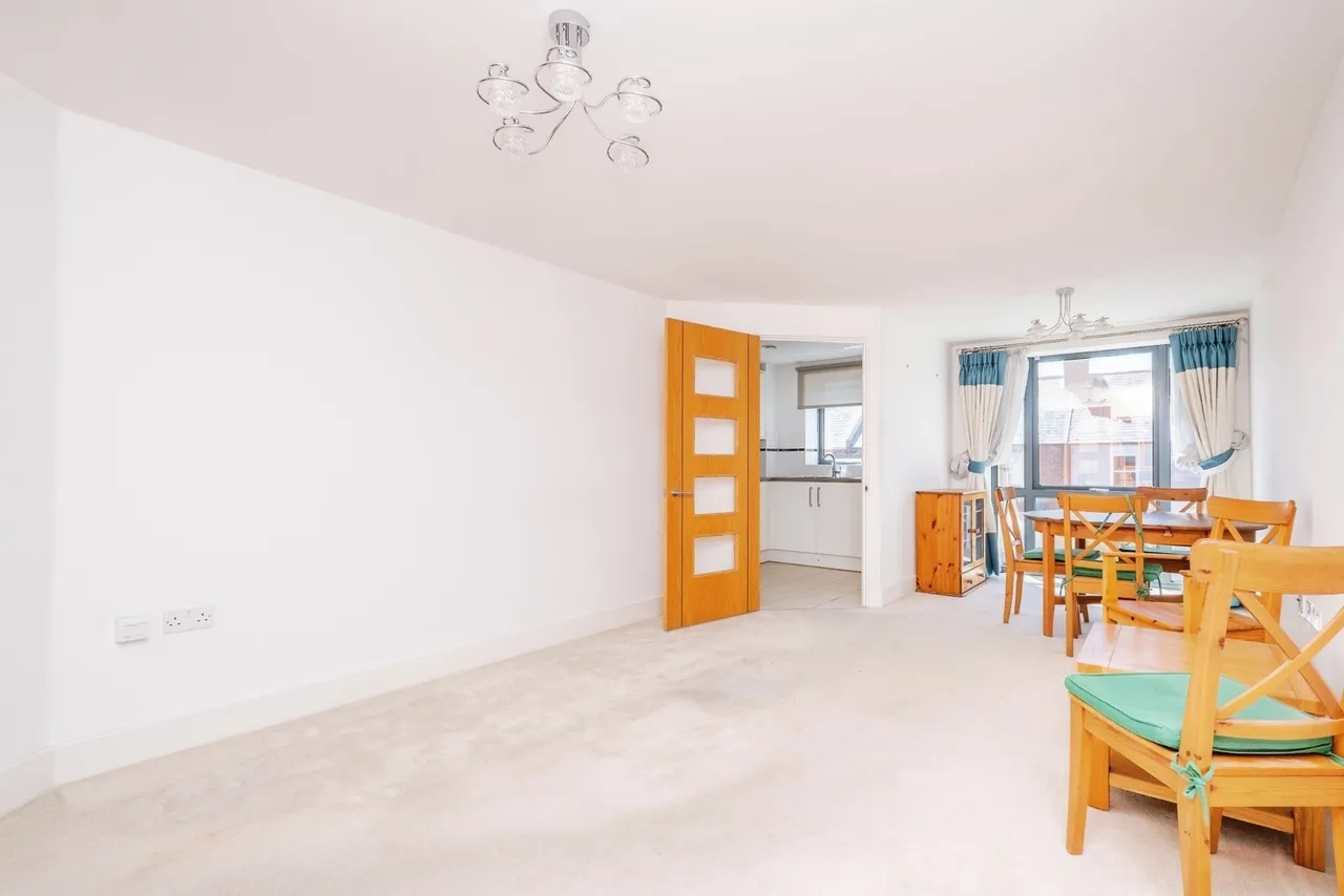 St. Margarets Way, Midhurst, GU29, photo 16