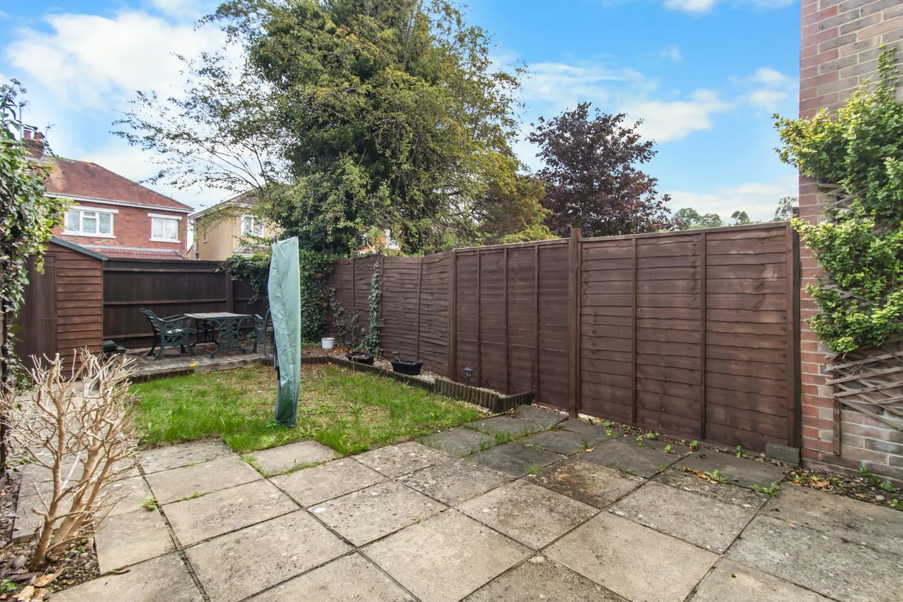 Dunsford Close, Swindon, SN1, photo 10
