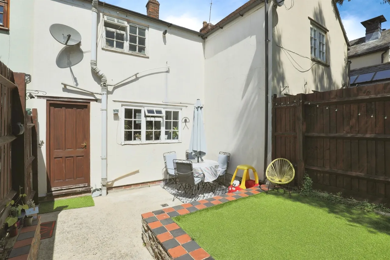Causeway, Bicester, OX26, photo 4