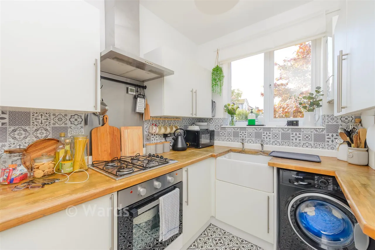 Camdale Road, London, SE18, photo 5