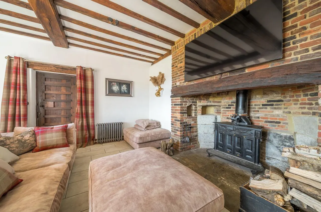 Beautiful Grade II Listed Country Home, Hunton, photo 12