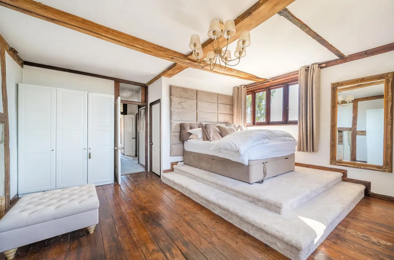 Beautiful Grade II Listed Country Home, Hunton, photo 18
