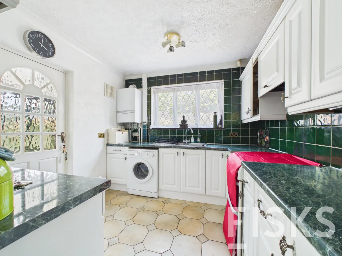 Chancel Close, Benfleet, SS7, photo 6