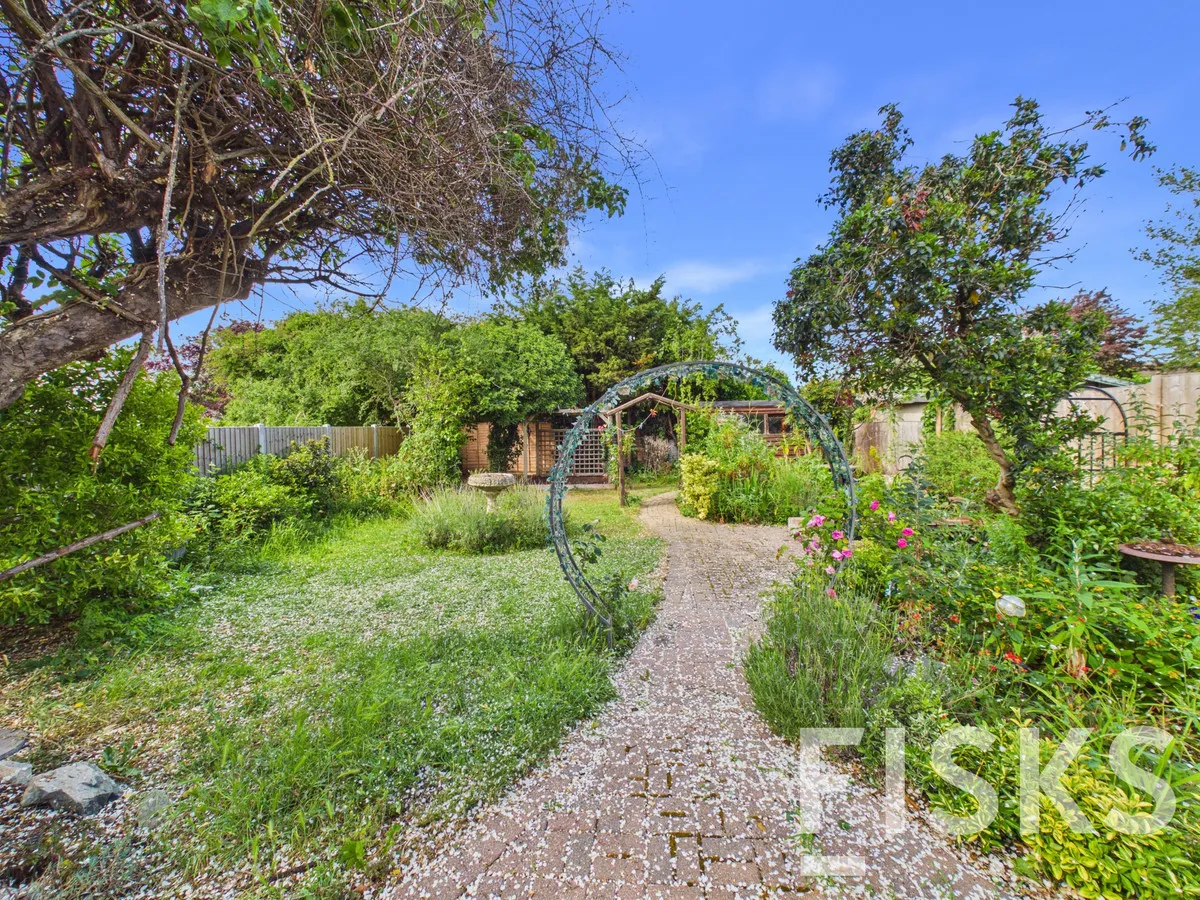 Chancel Close, Benfleet, SS7, photo 20