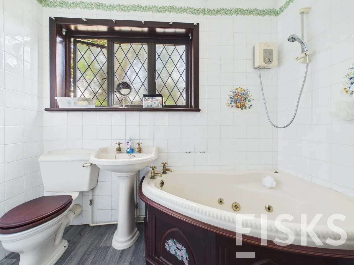 Chancel Close, Benfleet, SS7, photo 12