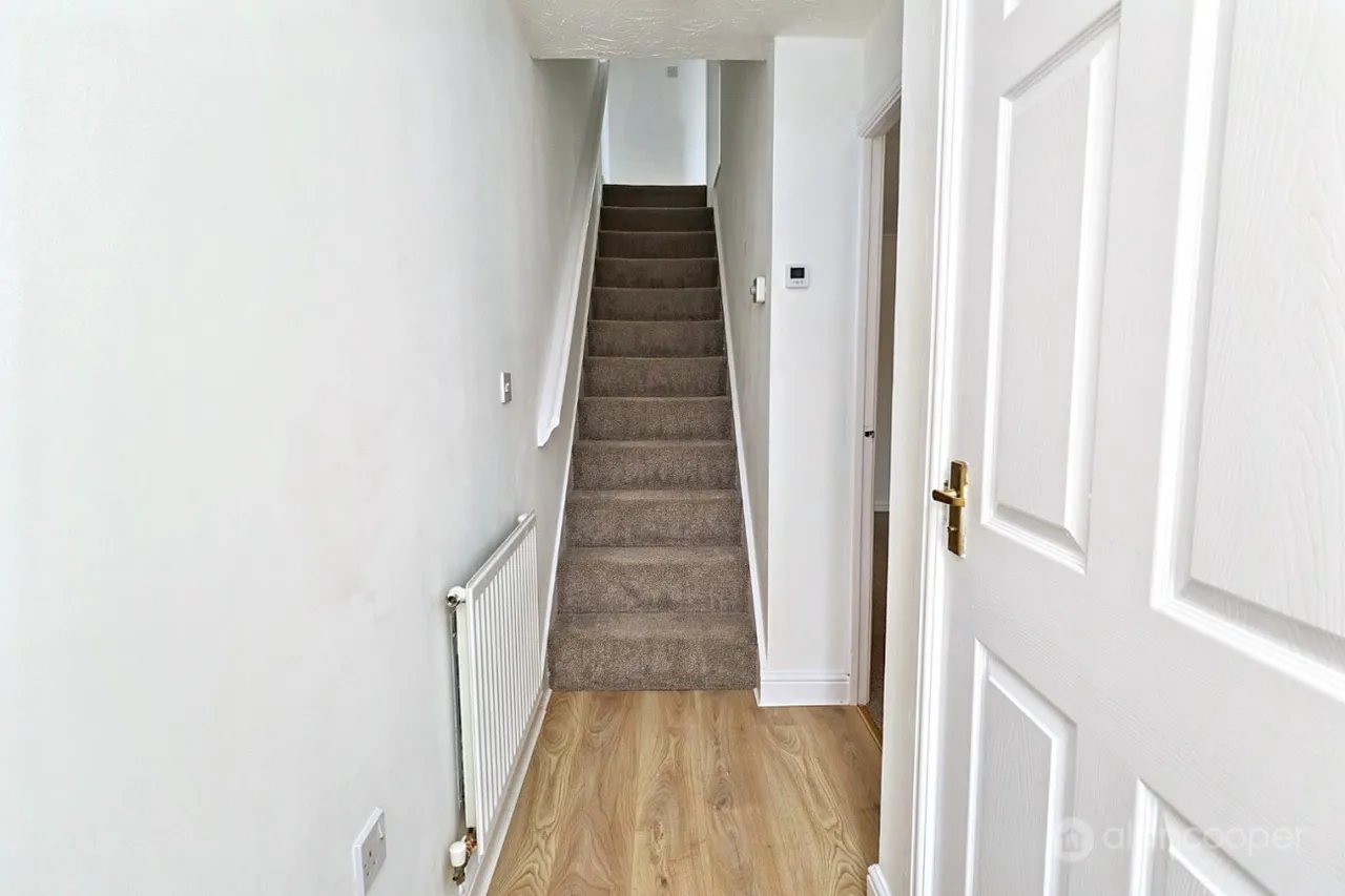Upton Drive, Maple Park, CV11, photo 11