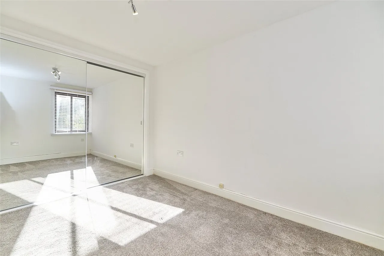 North Deeside Road, Cults, AB15, photo 15