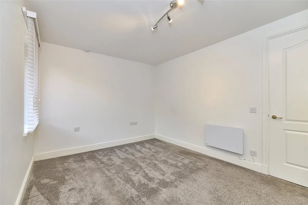 North Deeside Road, Cults, AB15, photo 11