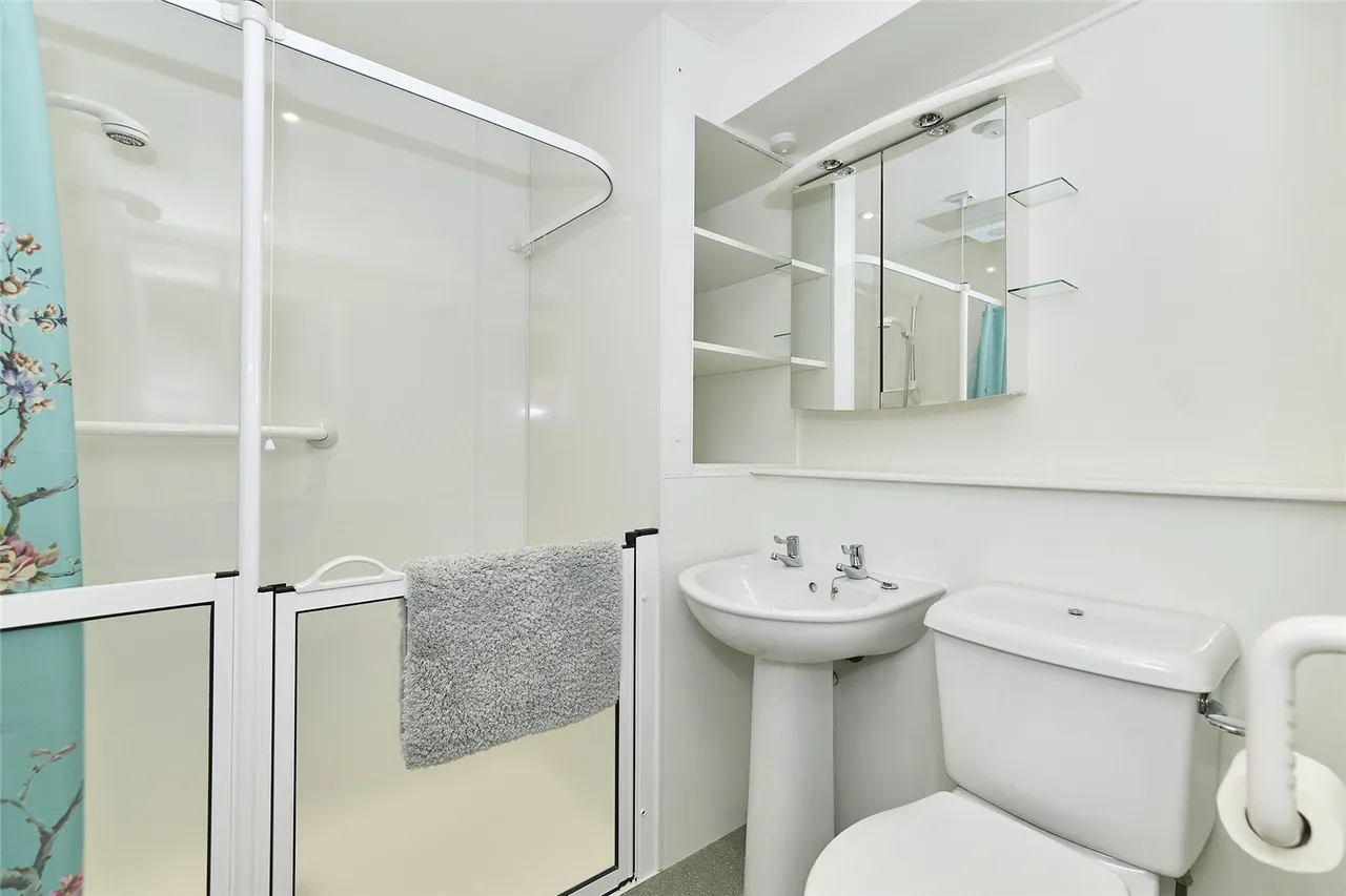 North Deeside Road, Cults, AB15, photo 17