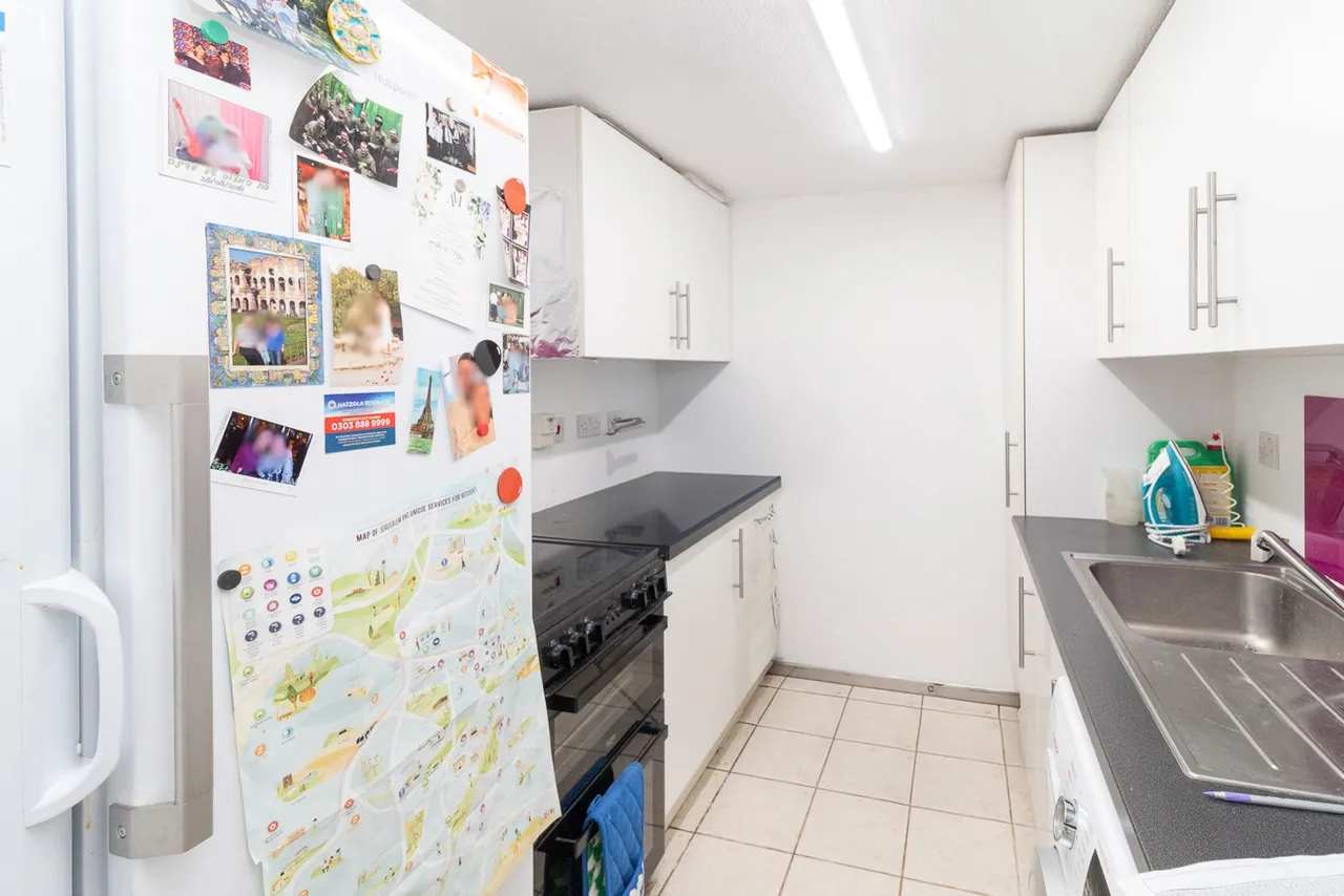 Broadfields Avenue, Edgware, HA8, photo 5
