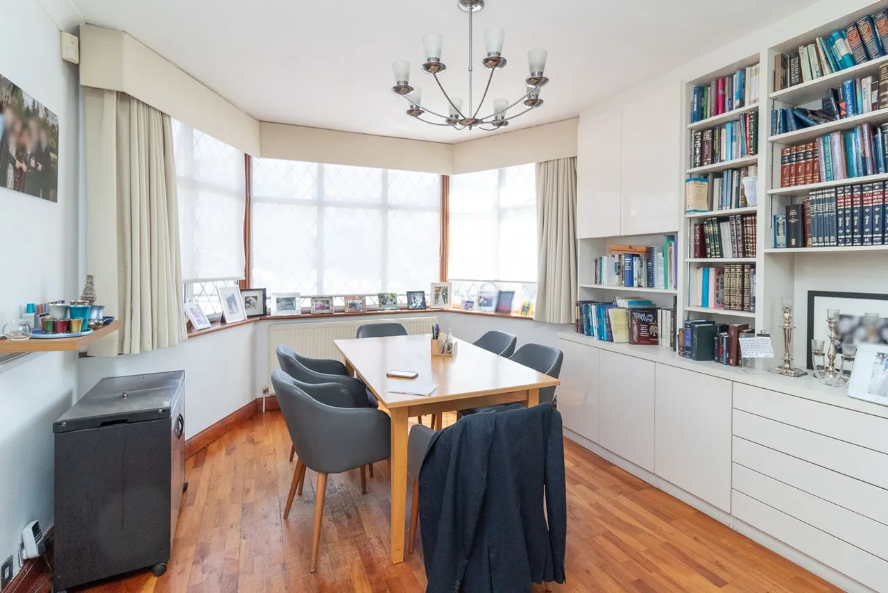 Broadfields Avenue, Edgware, HA8, photo 7