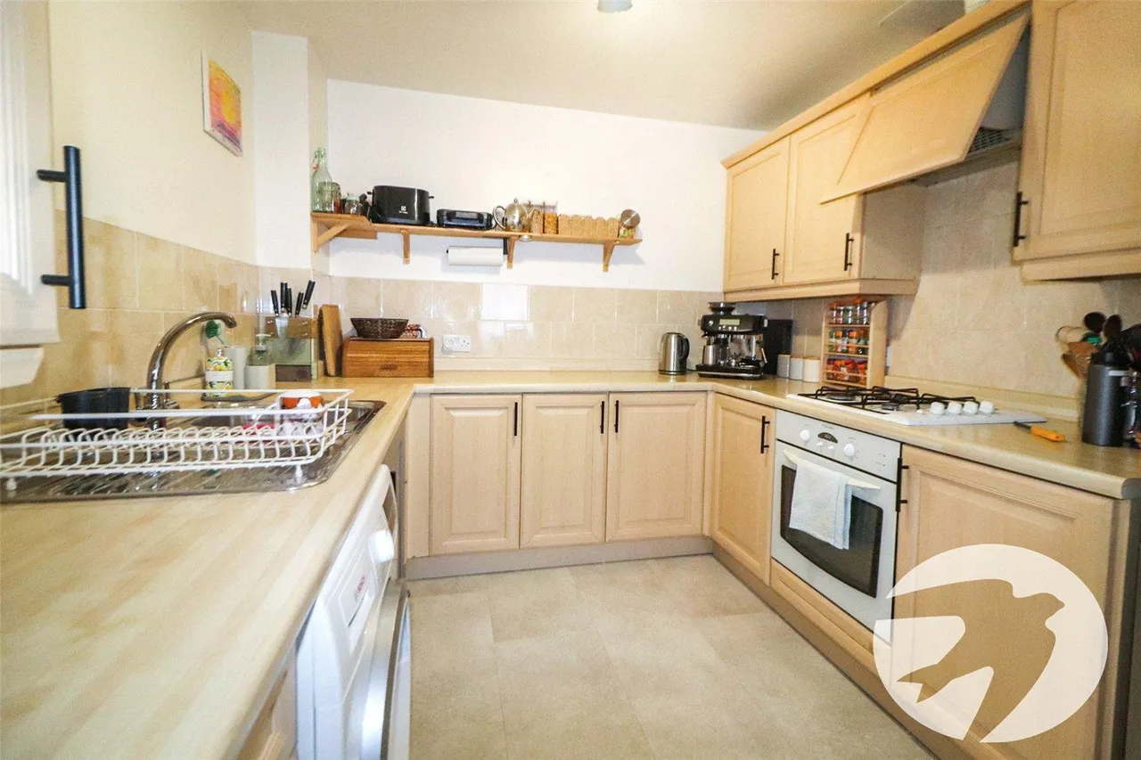 Schooner House, Chichester Wharf, DA8, photo 8