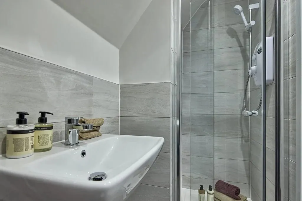 Bronte Avenue, Milton Keynes, MK4, photo 13