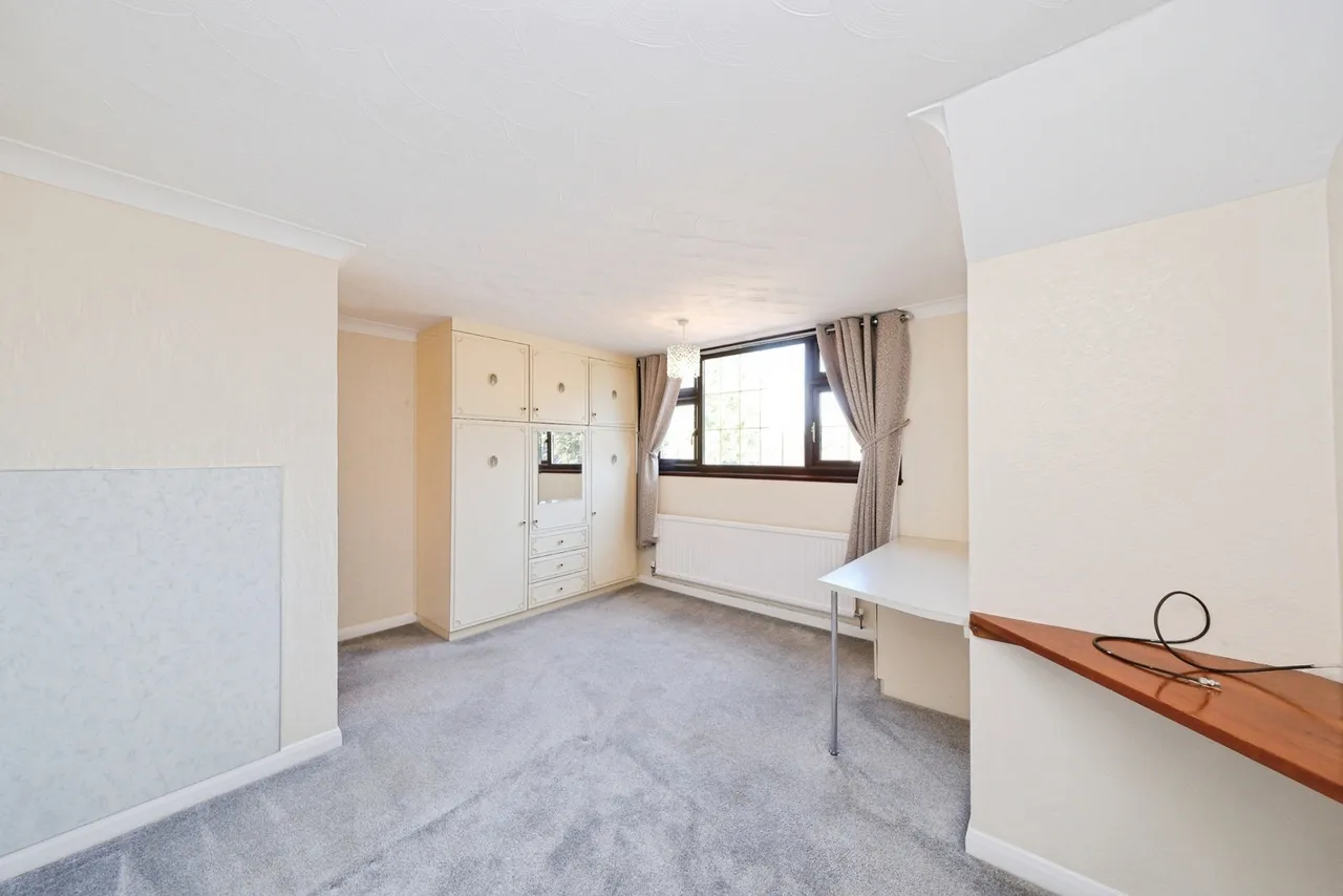 Larch Avenue, Mansfield Woodhouse, Mansfield, Nottinghamshire, NG19, photo 15