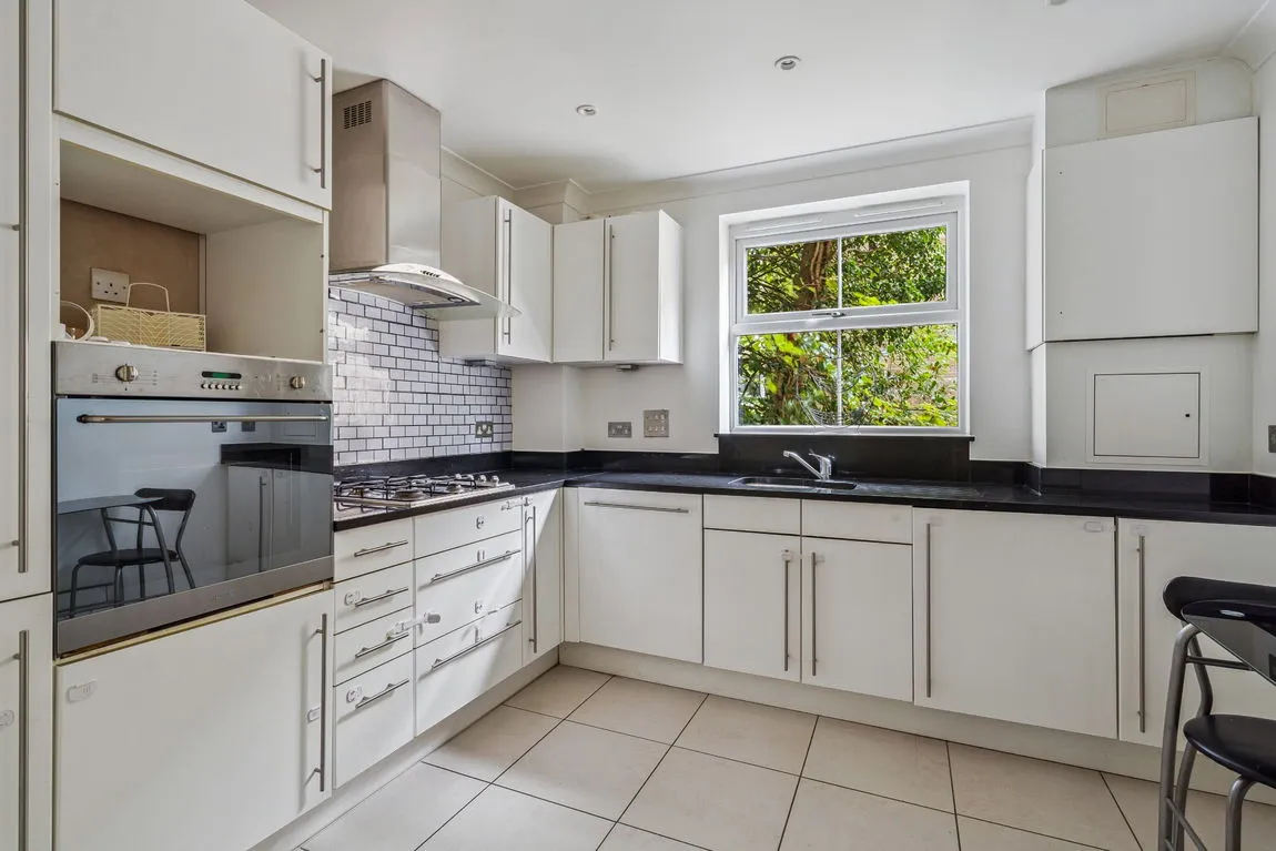 Westfield Park, Pinner, HA5, photo 4