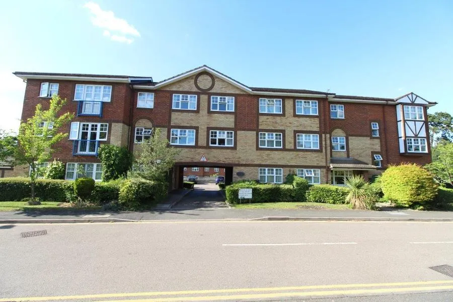 Earls Meade, Luton, LU2, photo 14