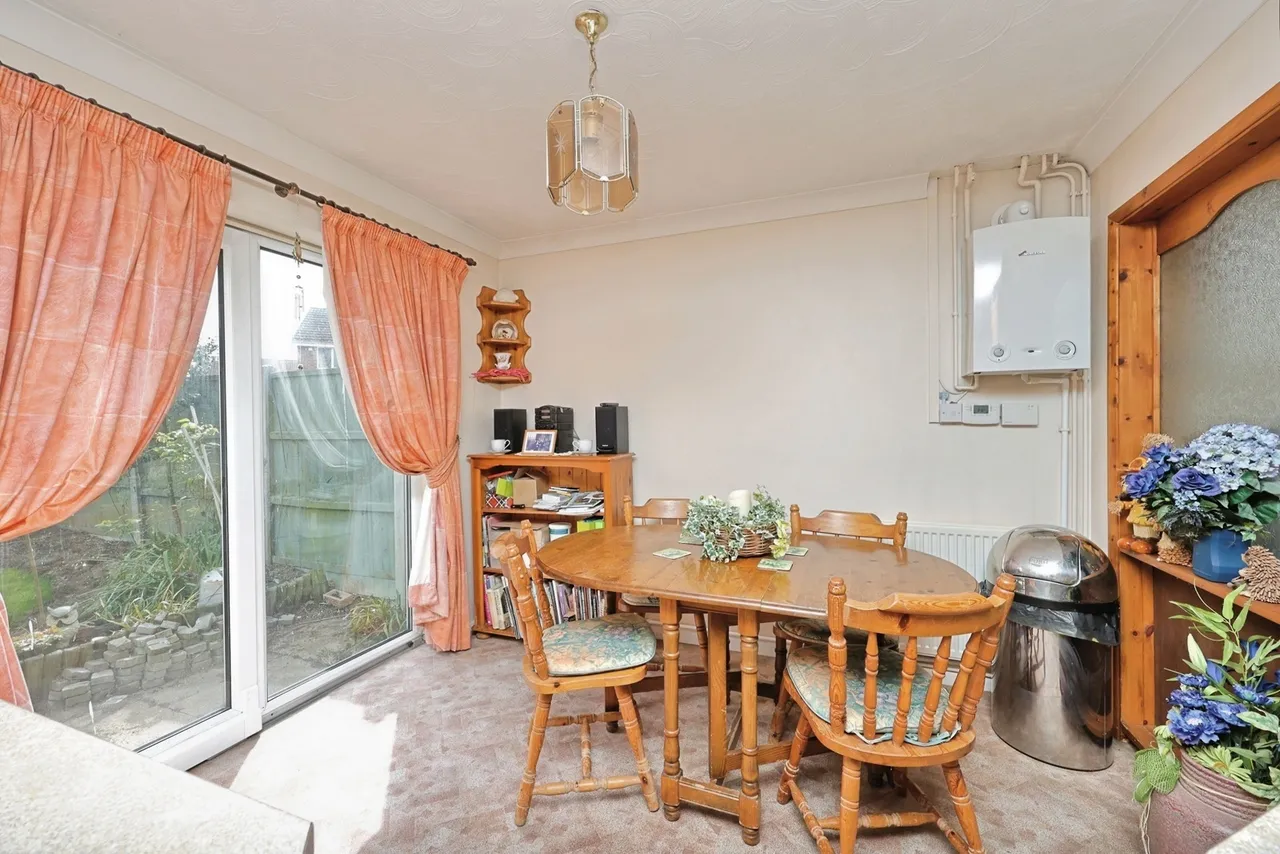 Woodyard Close, Mulbarton, Norwich, Norfolk, NR14, photo 10