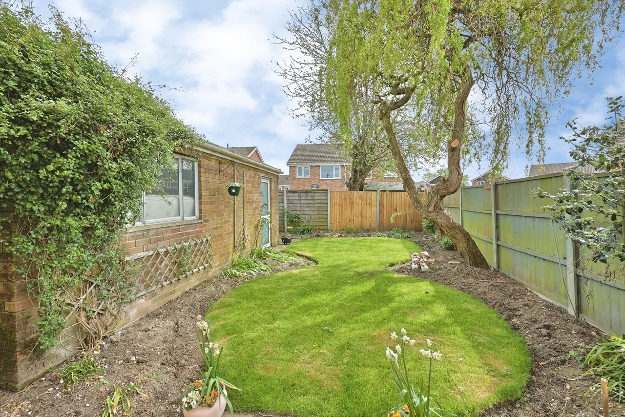 Woodyard Close, Mulbarton, Norwich, Norfolk, NR14, photo 14