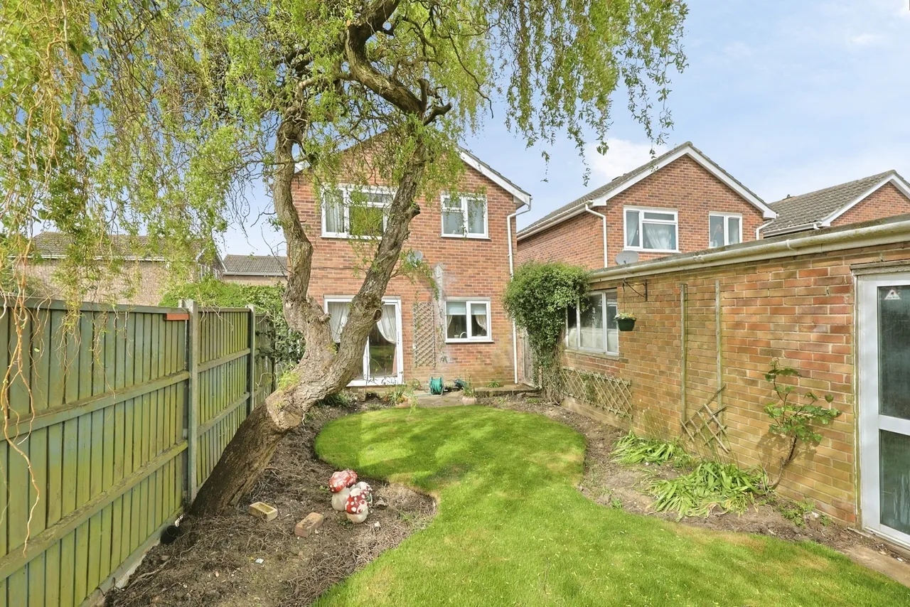 Woodyard Close, Mulbarton, Norwich, Norfolk, NR14, photo 15