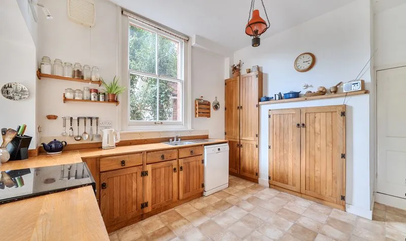 Oakfield Road, Ashtead, KT21, photo 7