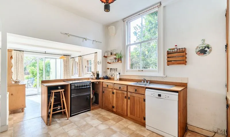 Oakfield Road, Ashtead, KT21, photo 5