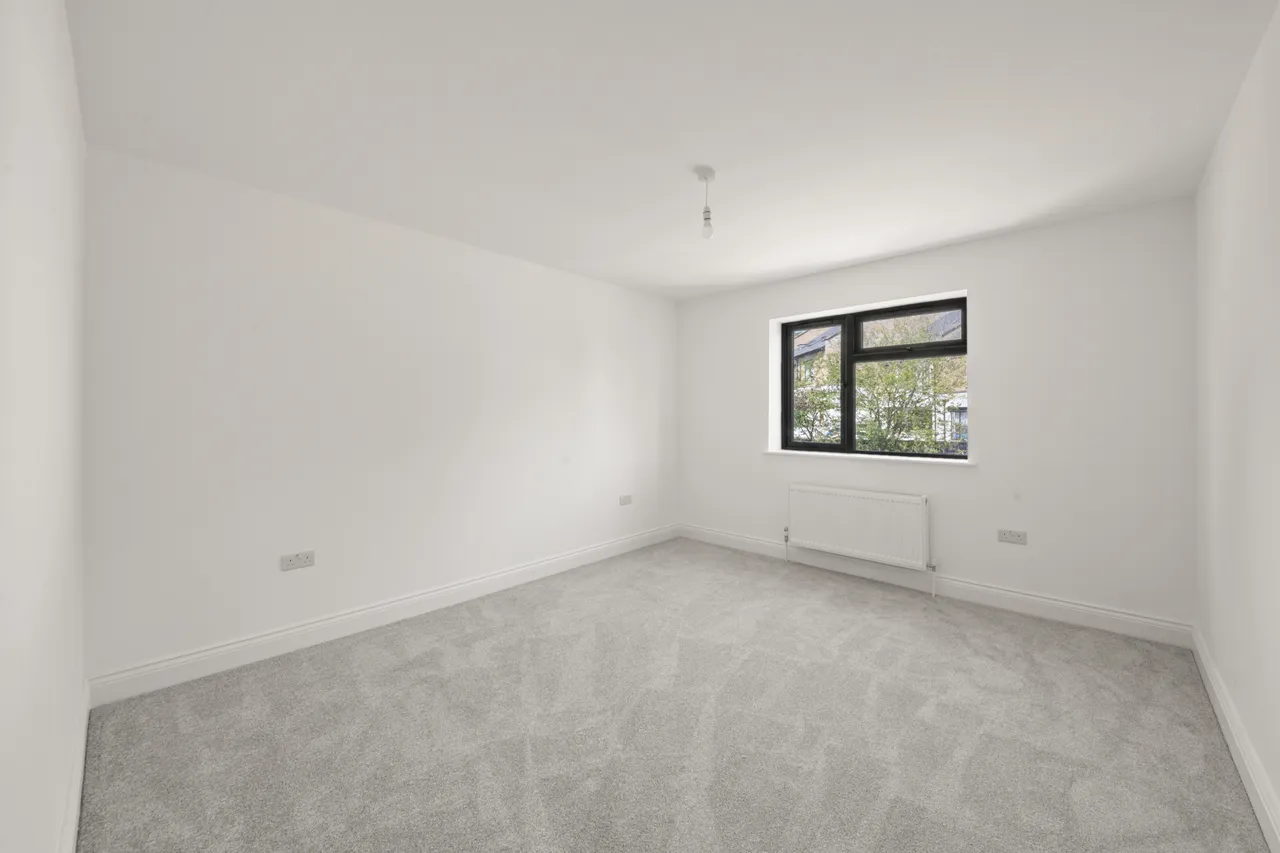 Gonville Crescent, Northolt, UB5, photo 10
