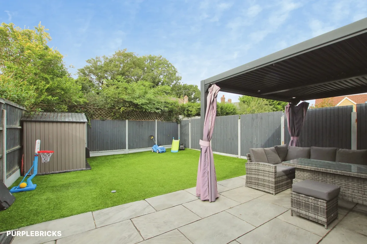 Lancaster Close, Brentwood, CM15, photo 17
