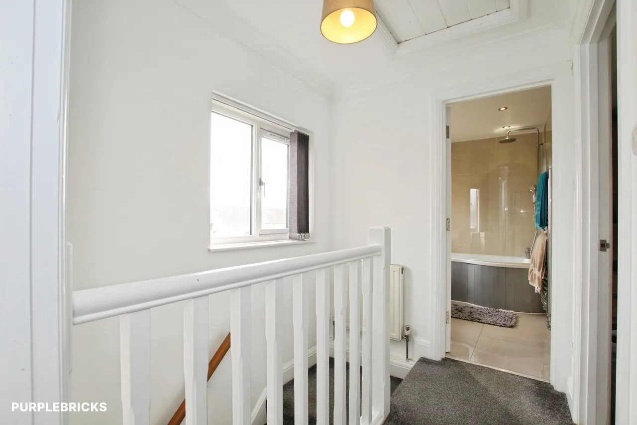 Lancaster Close, Brentwood, CM15, photo 11