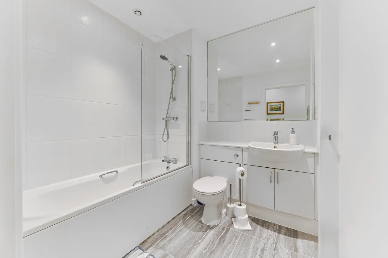 Apartment 69, Peebles Court, 21 Whitestone Way, Croydon, photo 9