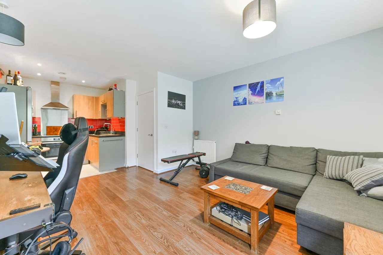 Apartment 69, Peebles Court, 21 Whitestone Way, Croydon, photo 2