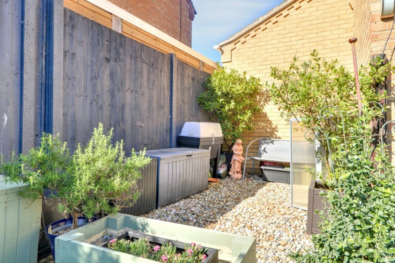 Swift Close, Lowestoft, photo 18