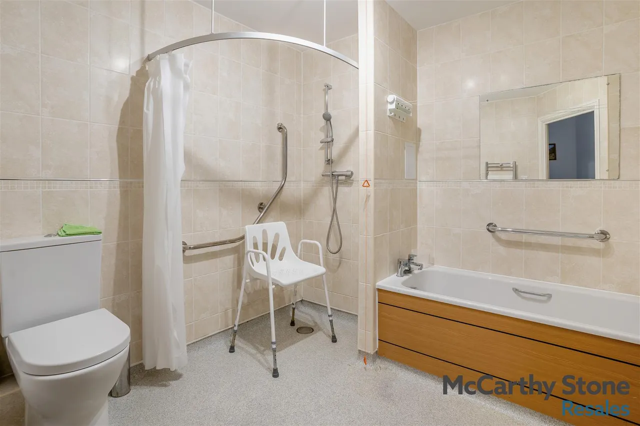 Marlborough Road, Cardiff, CF23, photo 9