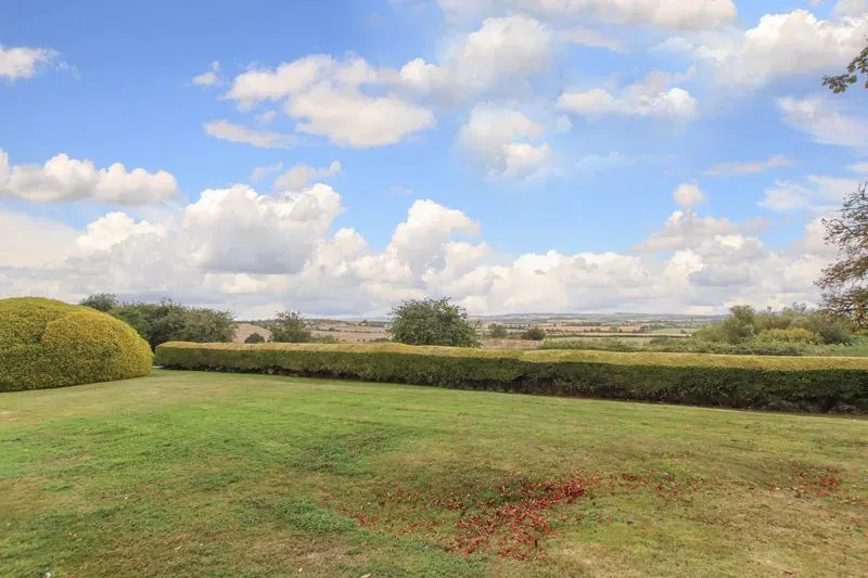 Mount Tabor, Wingrave, Buckinghamshire, HP22 4EW, photo 8