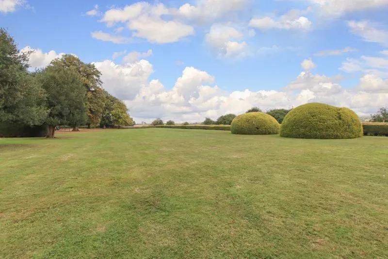 Mount Tabor, Wingrave, Buckinghamshire, HP22 4EW, photo 4