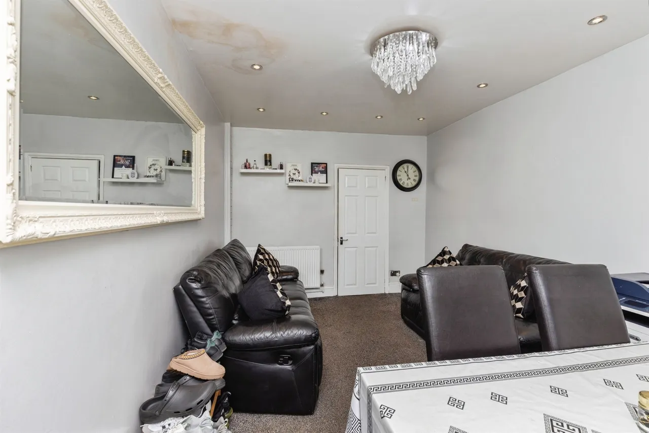 Toller Lane, Bradford, photo 5