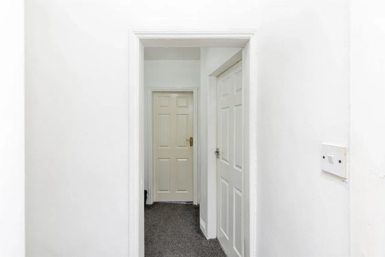 Toller Lane, Bradford, photo 9