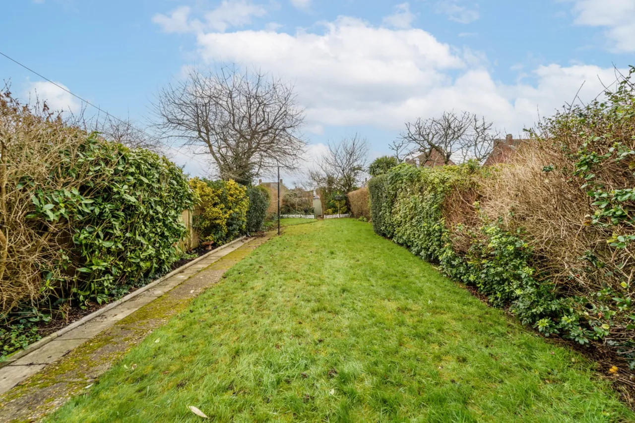 Elgin Avenue, Ashford, photo 4