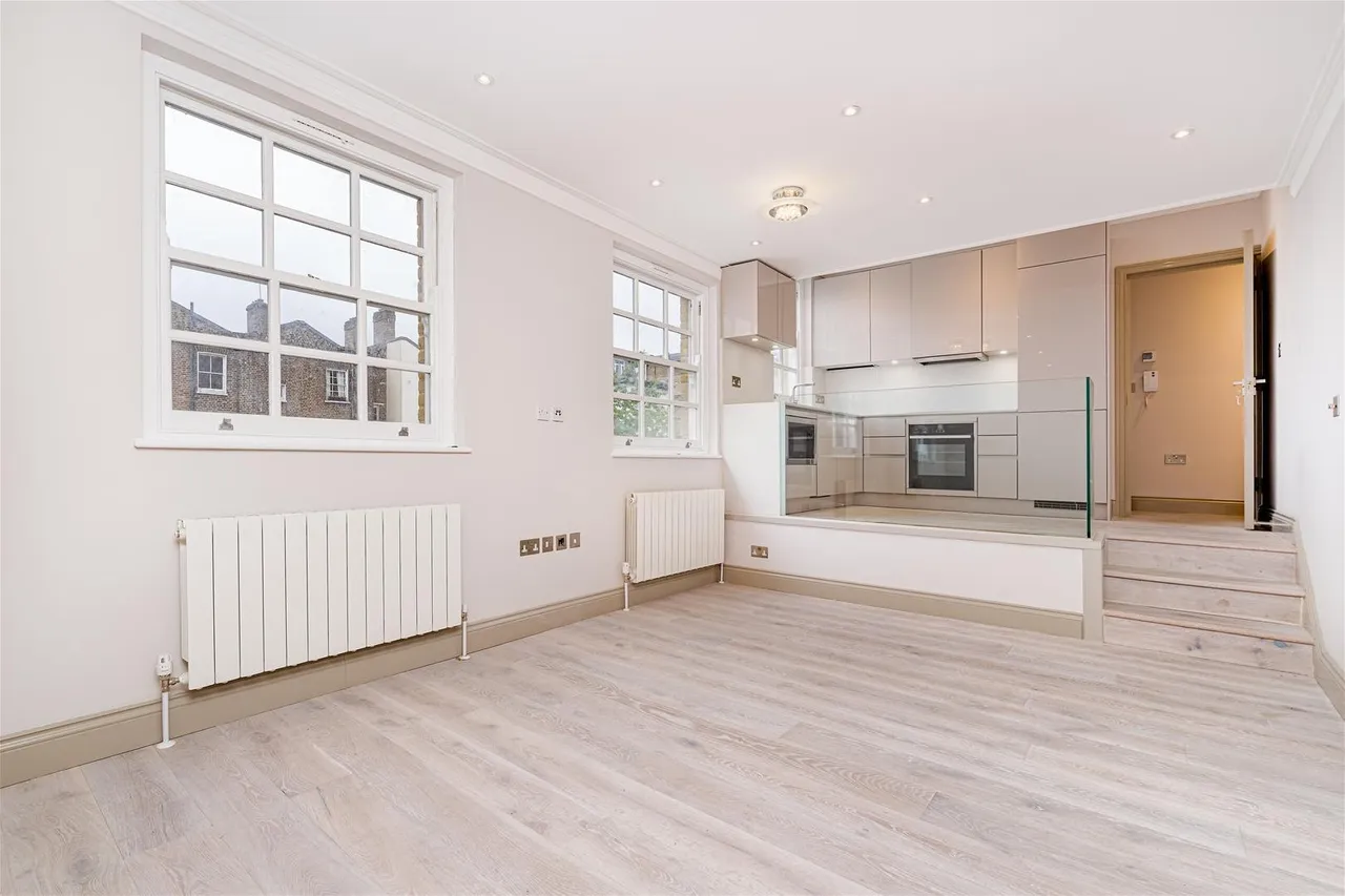 2 bed flat to rent, Pratt Mews, Camden Town, NW1