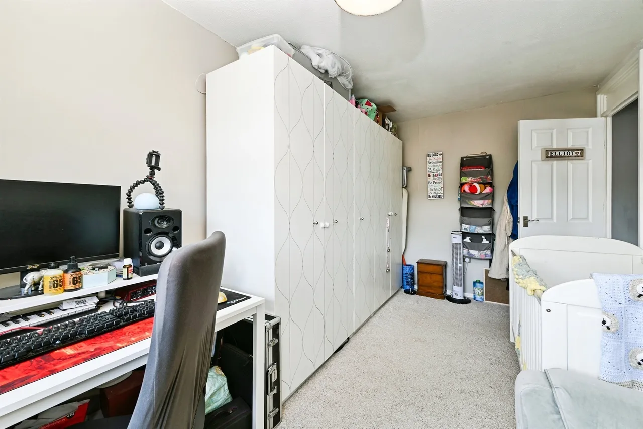 Northall Avenue, Nottingham, NG6, photo 10