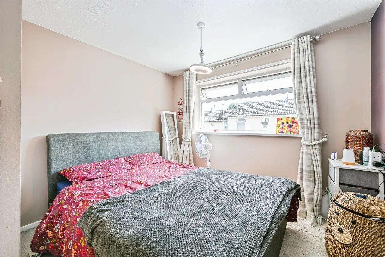 Northall Avenue, Nottingham, NG6, photo 9
