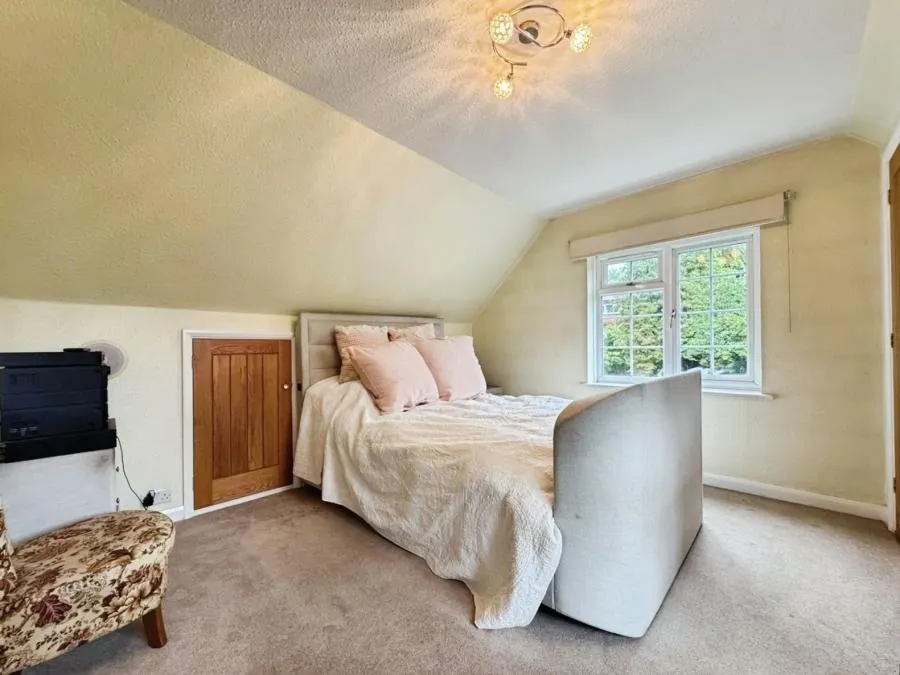Handleton Common, Lane End, HP14, photo 7