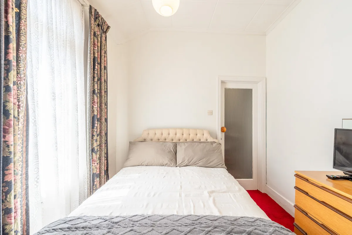 West Wimbledon, SW20, photo 27