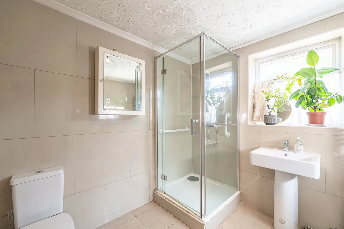 West Wimbledon, SW20, photo 9