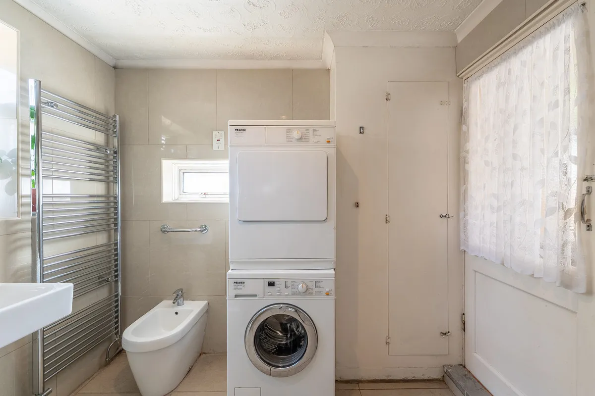 West Wimbledon, SW20, photo 17