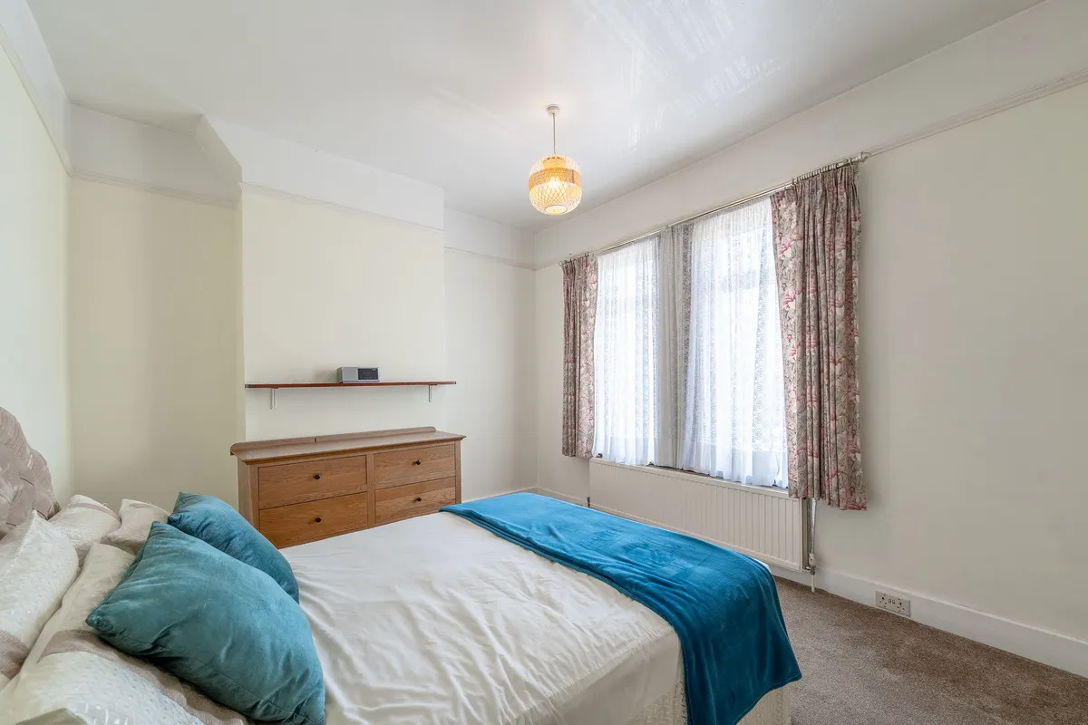 West Wimbledon, SW20, photo 18