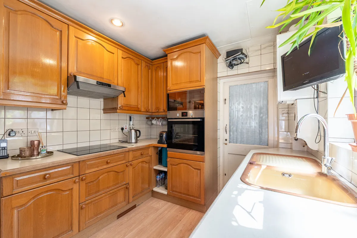 West Wimbledon, SW20, photo 15