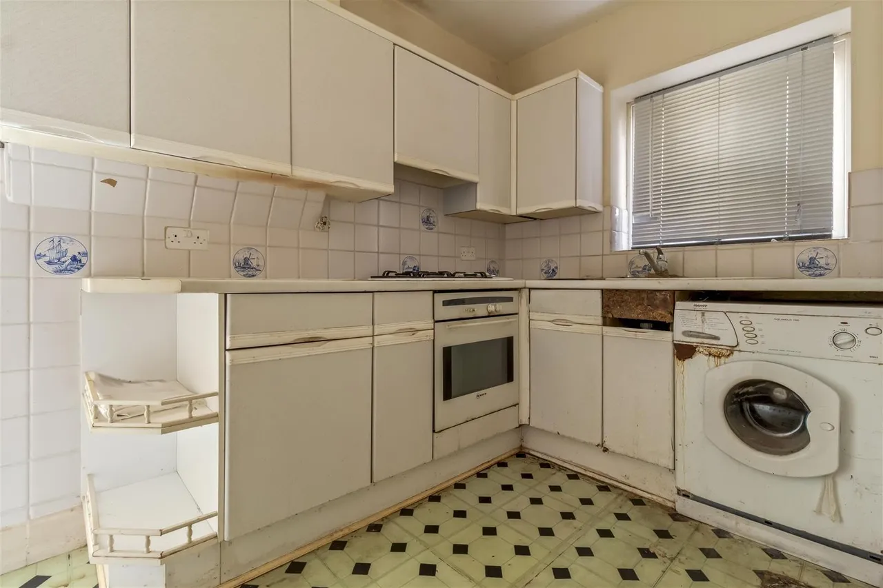 Chesham Close, Goring-By-Sea, Worthing, photo 4
