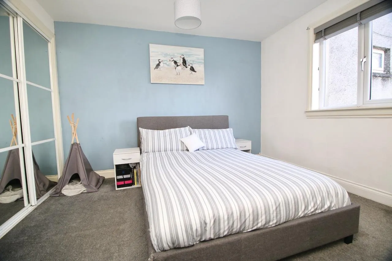 Tiree Court, Ravenswood, G67 1NS, photo 9
