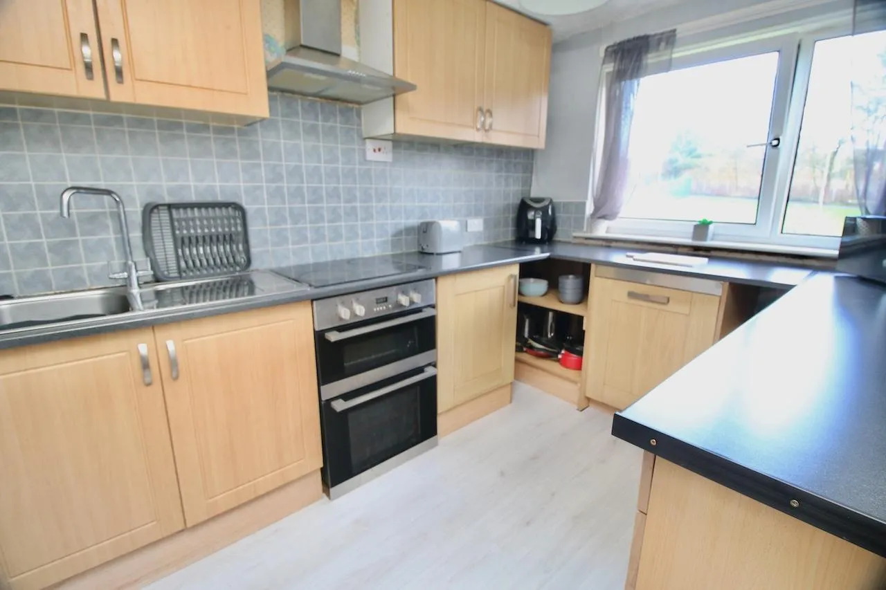 Tiree Court, Ravenswood, G67 1NS, photo 4